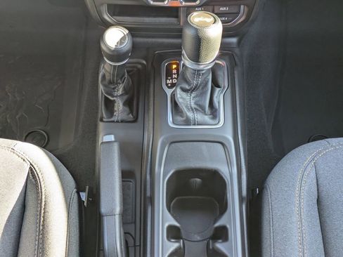 New 2026 Jeep Wrangler Unlimited Sahara AWD/4WD image 22