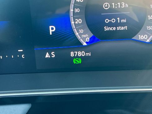 Used 2025 Volkswagen Jetta SE image 39