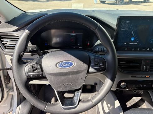 Used 2023 Ford Escape Active w/ Tech Pack #1 FWD image 21