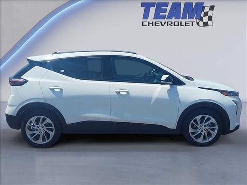 Certified 2023 Chevrolet Bolt EUV LT FWD image 5