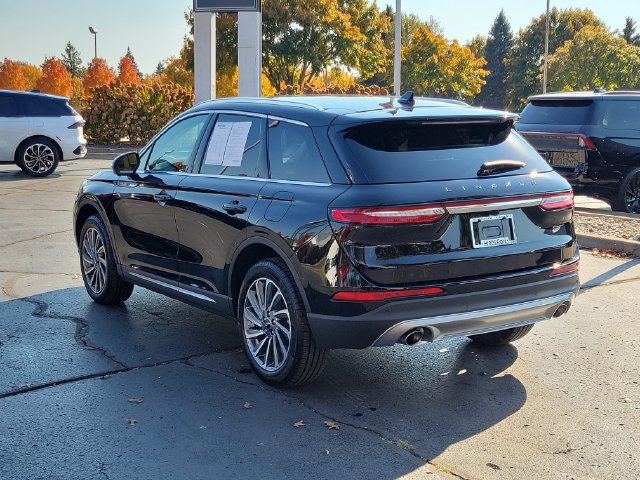 Used 2024 Lincoln Corsair Reserve w/ Equipment Group 201A AWD/4WD image 3