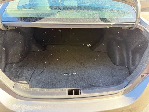 Used 2019 Toyota Corolla LE w/ Carpet Mat Package (TMS) image 20