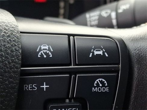 Used 2025 Toyota Camry SE image 24