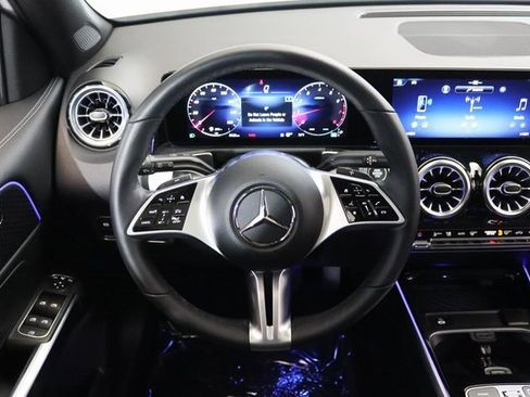 Certified 2025 Mercedes-Benz GLB 250 GLB 250 image 5