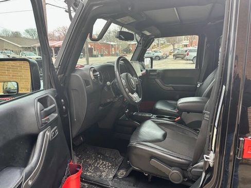 Used 2018 Jeep Wrangler Unlimited Sport image 8