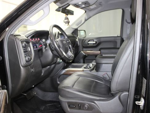 Used 2019 Chevrolet Silverado 1500 LT Trail Boss AWD/4WD image 34