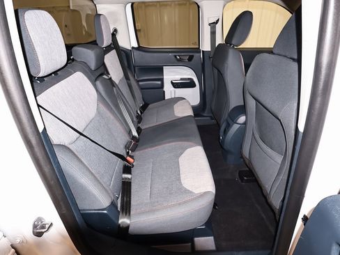 Certified 2023 Ford Maverick XLT image 18