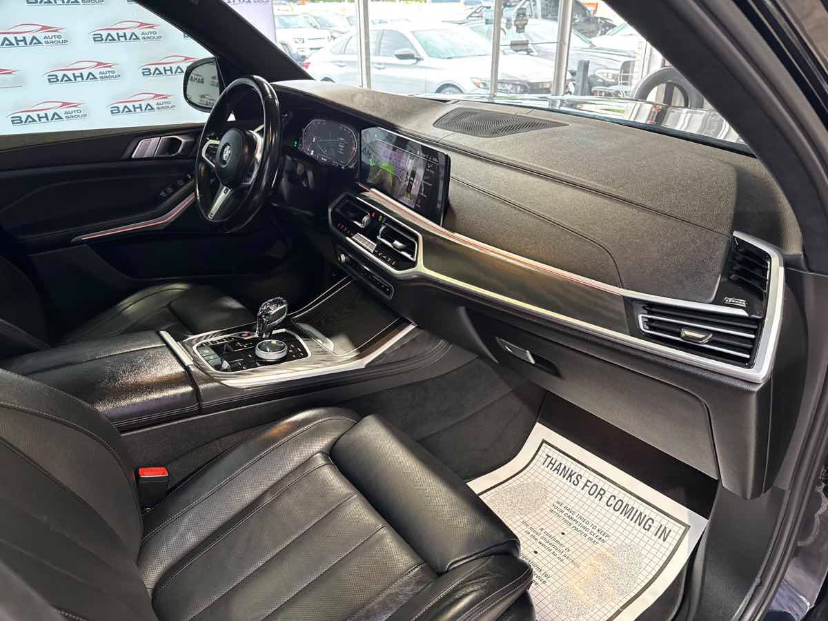 Used 2022 BMW X7 xDrive40i w/ M Sport Package AWD/4WD image 59