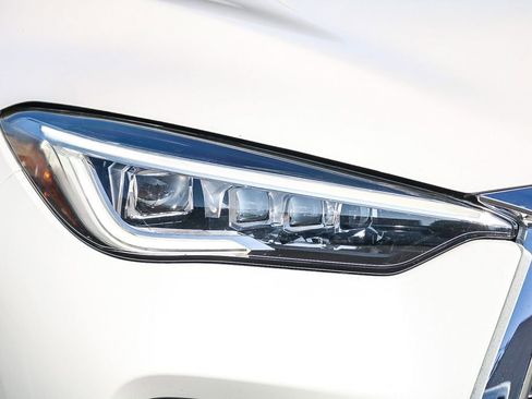 Used 2023 INFINITI QX55 Essential image 5