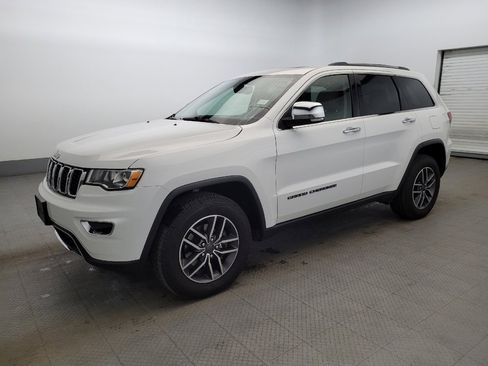 Used 2020 Jeep Grand Cherokee Limited image 2
