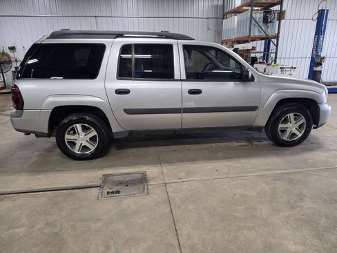 Used 2005 Chevrolet TrailBlazer EXT 4WD w/ LS Preferred Equipment Group image 9