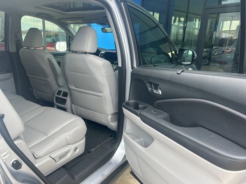 Used 2022 Honda Pilot Special Edition image 14