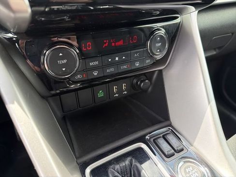 Used 2025 Mitsubishi Eclipse Cross SE AWD/4WD image 17