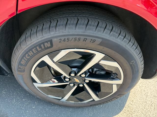 Certified 2024 Chevrolet Equinox EV LT FWD image 23
