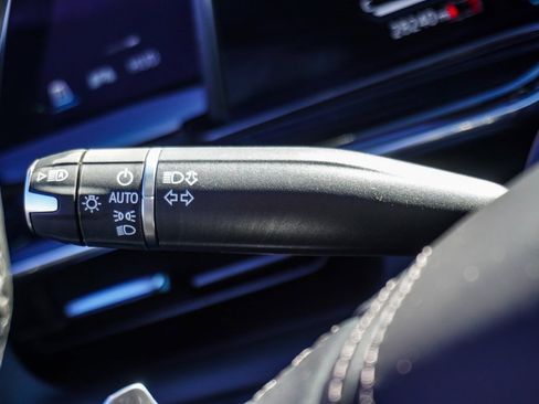 Used 2023 Cadillac Escalade V image 22