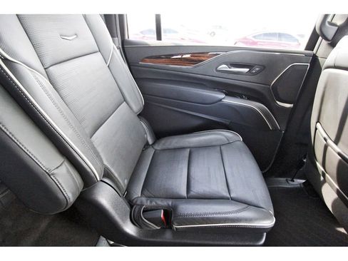 Certified 2023 Cadillac Escalade ESV Premium Luxury image 11