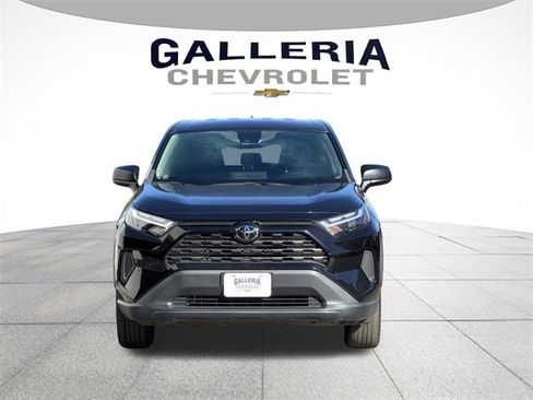 Used 2023 Toyota RAV4 LE image 3