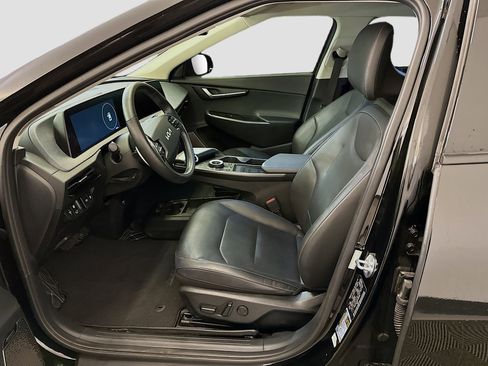 Used 2023 Kia EV6 Wind image 13