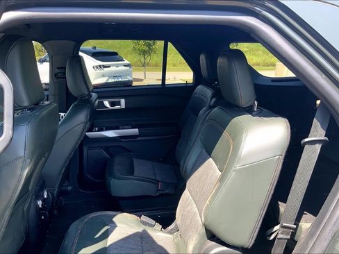 Used 2022 Ford Explorer Timberline AWD/4WD image 11