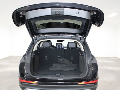 Used 2024 Lincoln Corsair FWD image 31