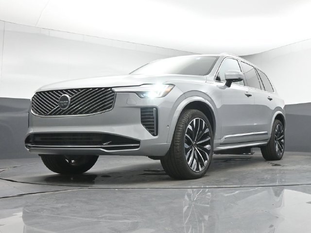 Used 2026 Volvo XC90 B6 Ultra AWD/4WD image 12