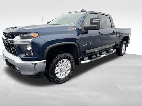 Used 2022 Chevrolet Silverado 3500 LT w/ Convenience Package AWD/4WD image 1
