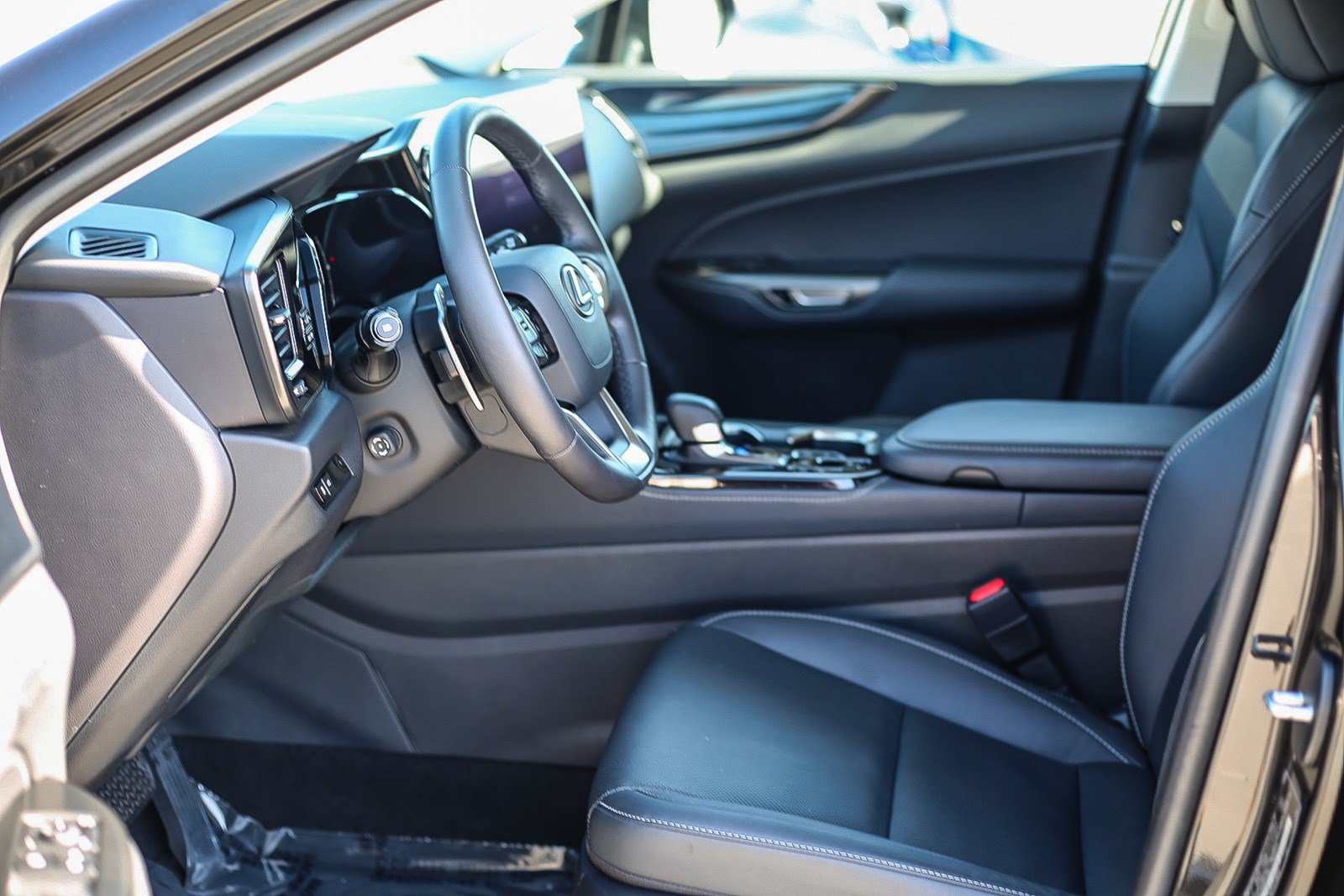 Used 2022 Lexus NX 350 AWD image 17