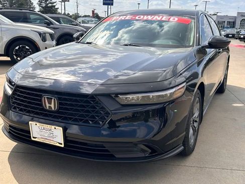 Used 2023 Honda Accord EX image 3
