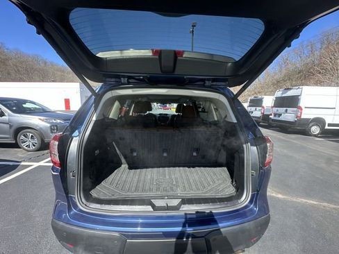 Used 2022 Subaru Ascent Touring image 23
