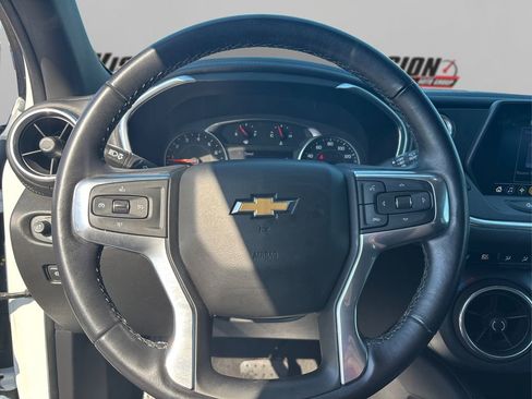 Used 2020 Chevrolet Blazer LT AWD/4WD image 24