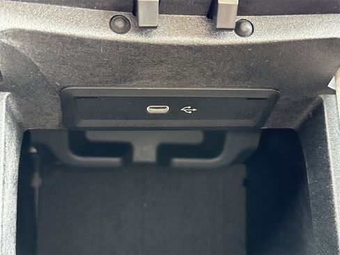 New 2025 Mercedes-Benz GLE 350 4MATIC image 32