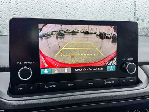 Certified 2024 Honda Accord EX image 23