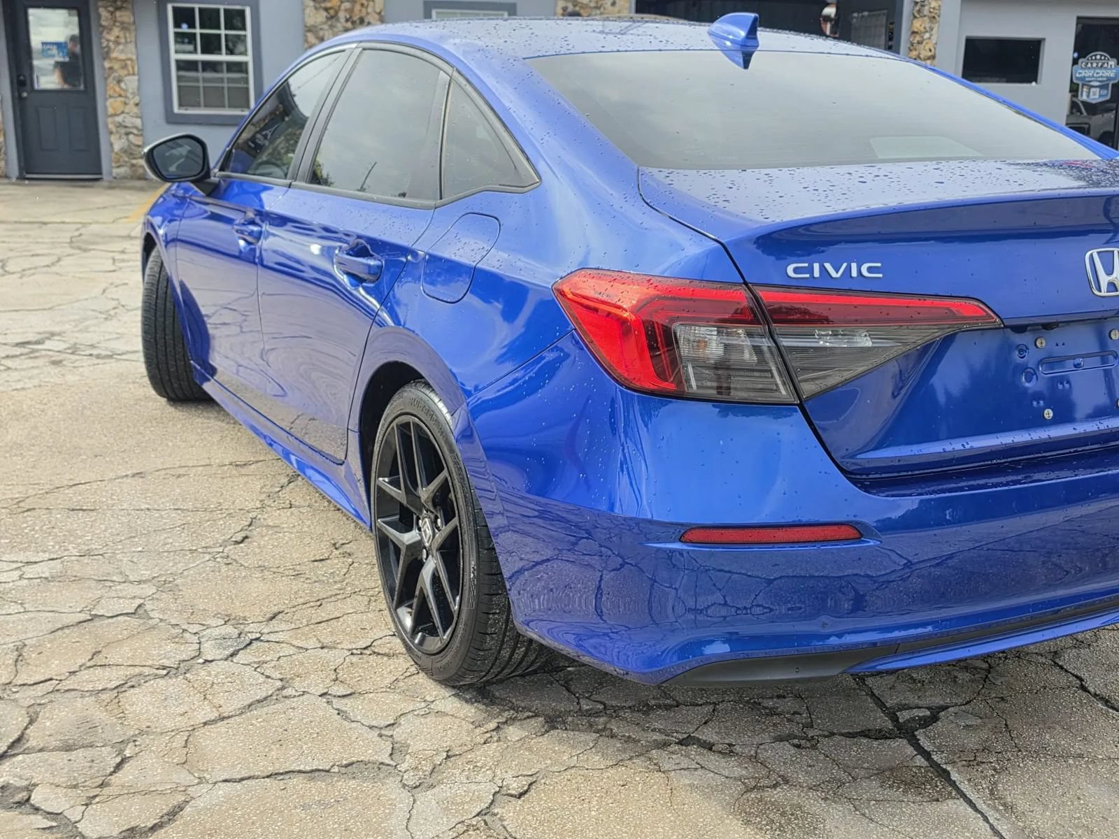 Used 2023 Honda Civic Sport image 8