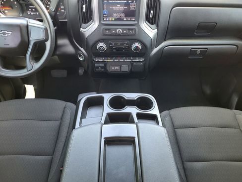 Certified 2025 Chevrolet Silverado 2500 Custom w/ Custom Value Package AWD/4WD image 18