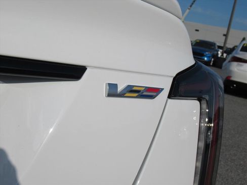 Used 2024 Cadillac CT5 V w/ Platinum Package image 8