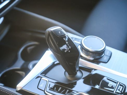 Certified 2023 BMW 530e w/ M Sport Package image 16