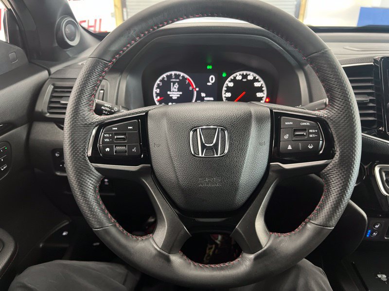 Used 2025 Honda Ridgeline Black Edition image 23