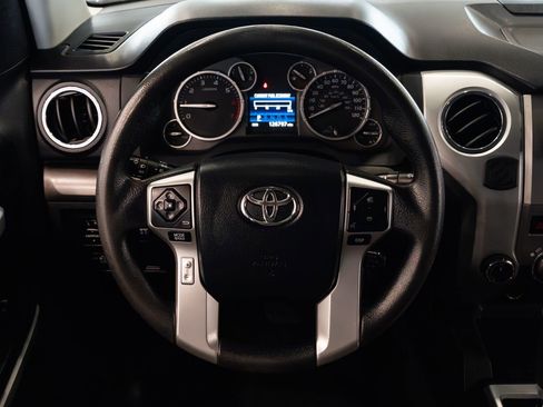 Used 2014 Toyota Tundra SR5 w/ SR5 Upgrade Package AWD/4WD image 12