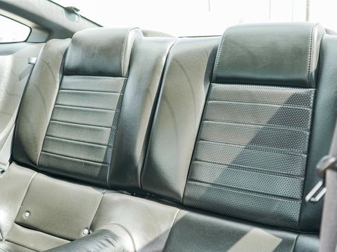 Used 2007 Ford Mustang GT RWD image 24