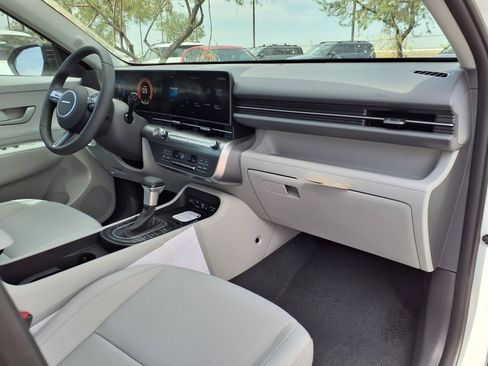 New 2026 Hyundai Kona SEL Sport FWD image 6