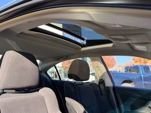 Used 2010 Nissan Maxima 3.5 S image 3