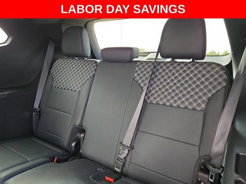 Used 2025 GMC Acadia Denali w/ Super Cruise Package FWD image 21