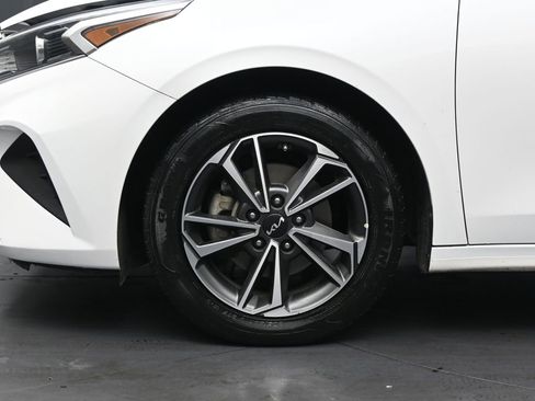 Used 2022 Kia Forte LXS FWD image 35