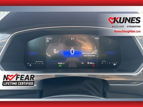 Used 2024 Volkswagen Tiguan SE image 27