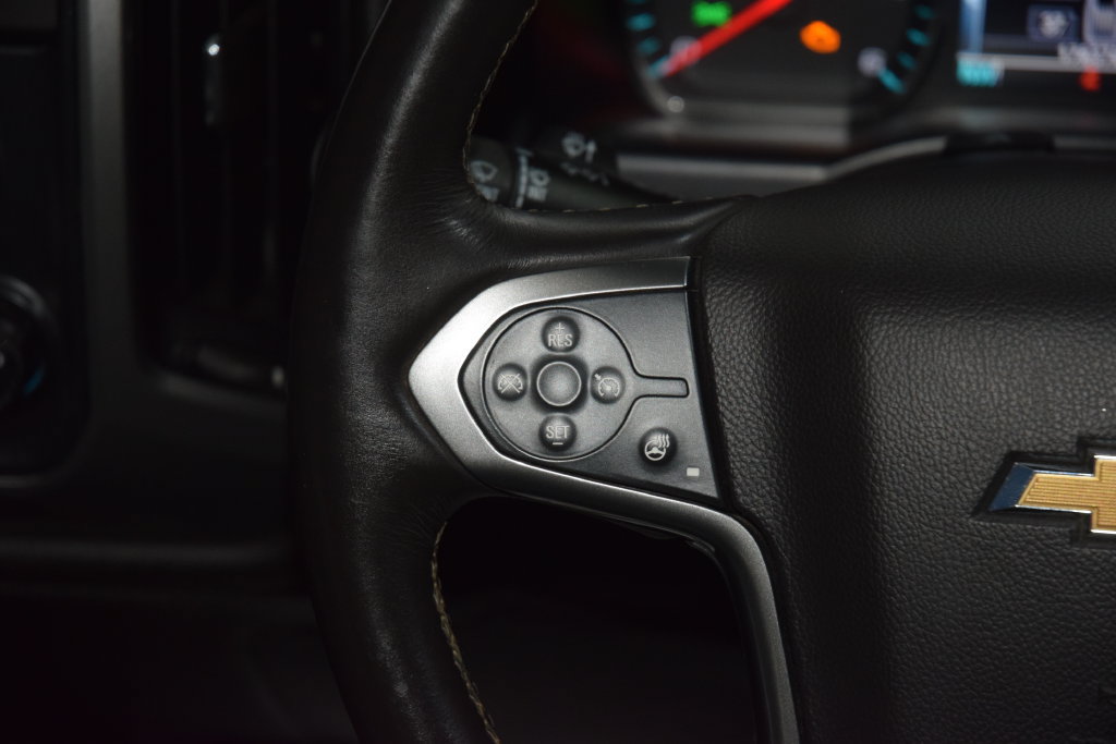 Used 2015 Chevrolet Silverado 1500 LTZ w/ LTZ Plus Package AWD/4WD image 33