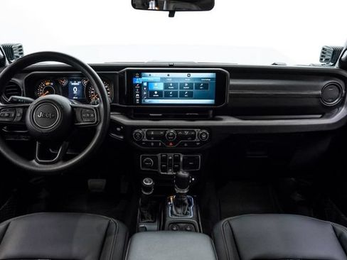 Used 2026 Jeep Wrangler Unlimited Sport AWD/4WD image 13