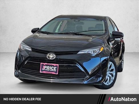 Used 2017 Toyota Corolla LE FWD image 1