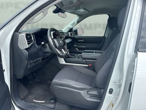 Used 2022 Toyota Tundra SR5 image 9