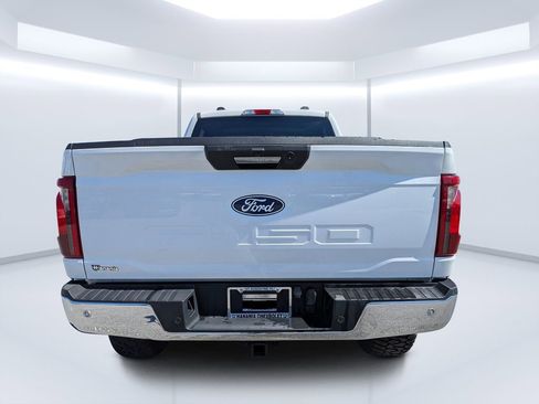 Used 2024 Ford F150 XLT w/ Tow/Haul Package image 4