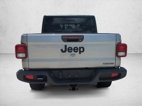 Used 2021 Jeep Gladiator Sport AWD/4WD image 6